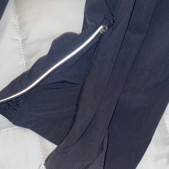 Polyester Nike running sweats - Picture 4 of 4